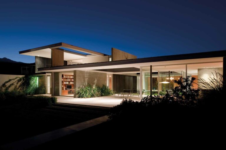 GUY WENBORNE      PHOTOGRAPHER